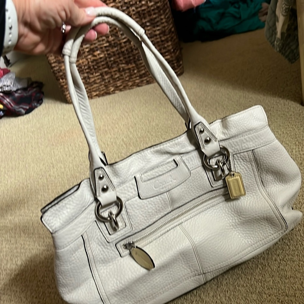 Coach winter white purse. EUC leather